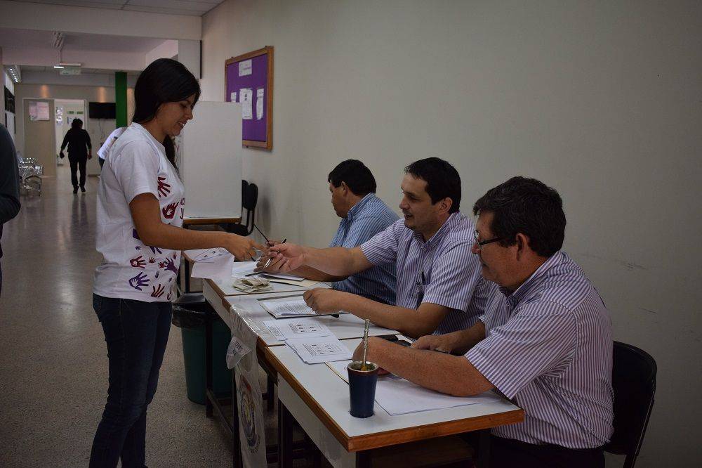 Estudiantes de la Facultad de Ciencias Medicas eligen a sus Representantes ante el Consejo Directivo