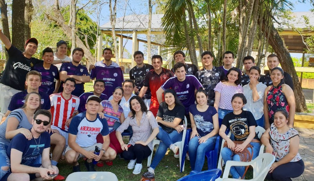 CON ALEGRÍA Y COMPARTIR, ALUMNOS DE FCM CELEBRARON EL DÍA DE LA JUVENTUD.