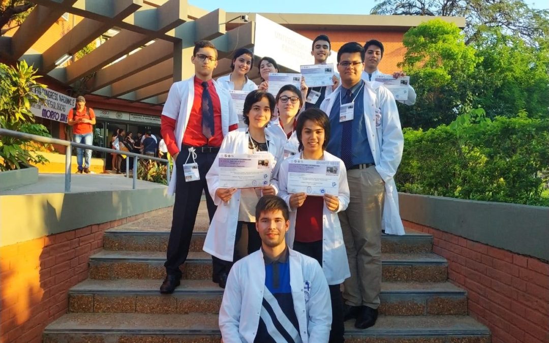 ALUMNOS DE FCM OBTIENEN PRIMER PUESTO EN CONCURSO NEURON.