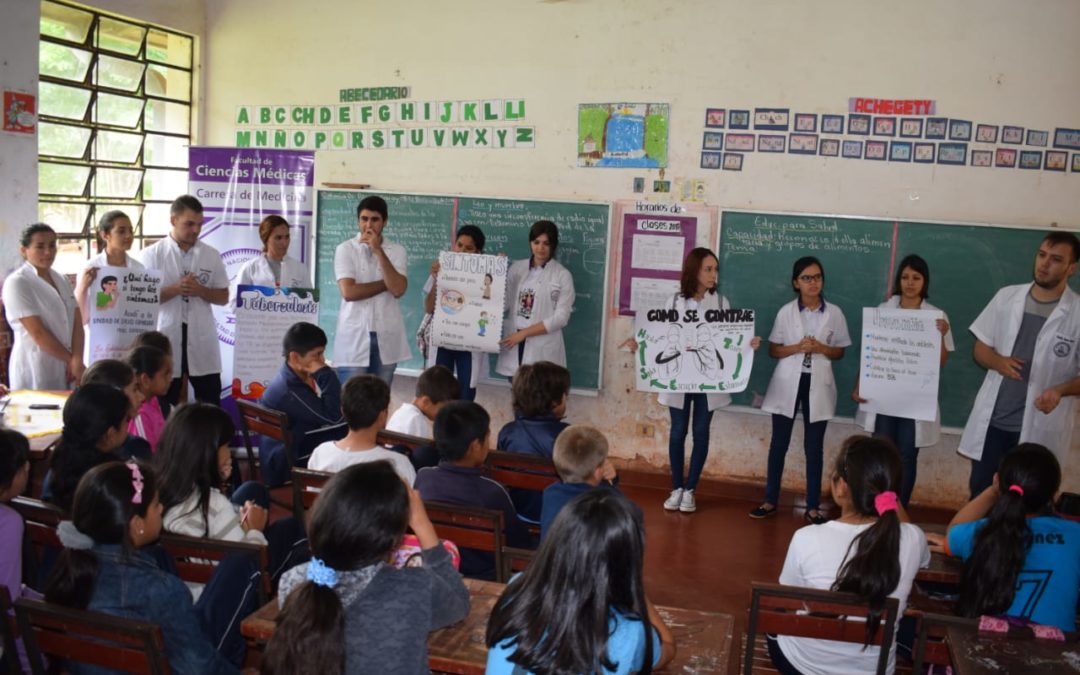 CHARLA SOBRE HÁBITOS SALUDABLES Y TOMA DE MUESTRAS EN BLAS GARAY.