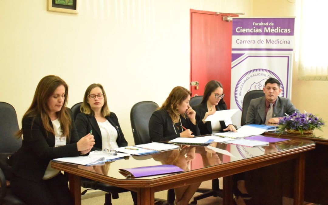 La Facultad de Ciencias Medicas, recibe visitas de pares evaluadores