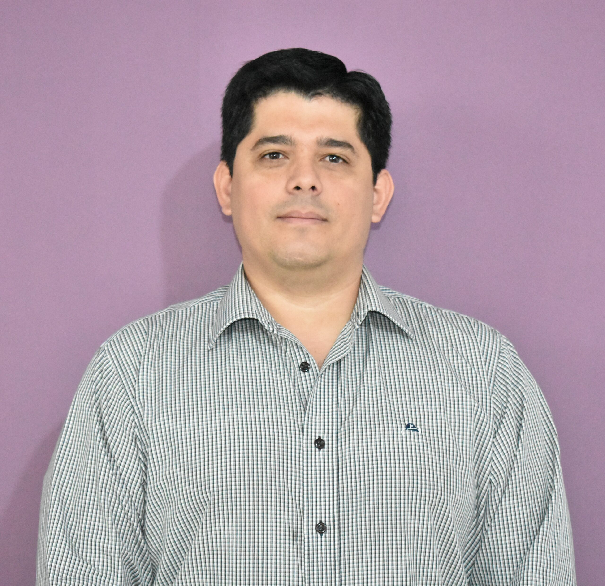Dr. Fernando José Florentín González