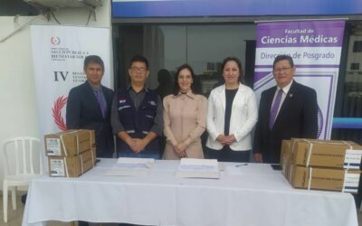 Entrega de  insumos por parte de la Facultad de Ciencias Médicas de la Universidad Nacional de Caaguazú al Hospital Regional de Villarrica